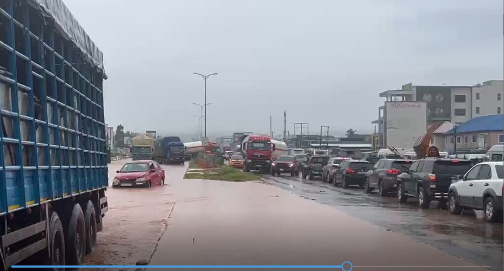 Heavy rains trigger flooding, gridlock on Weija SC