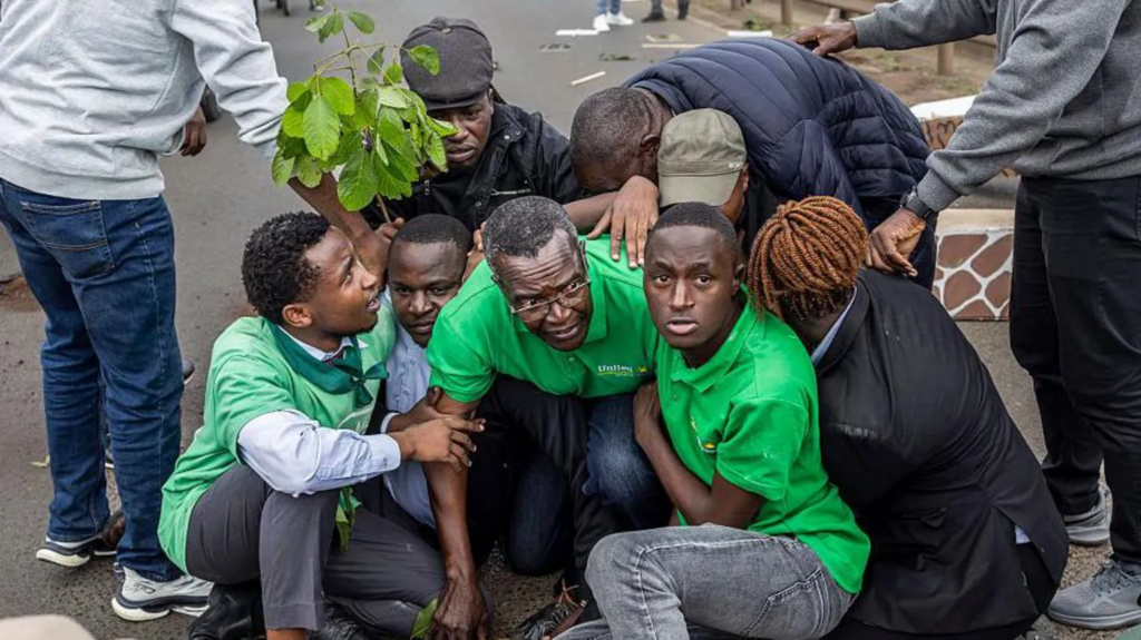 Kenya’s ex-Chief Justice arrested at protest against buildin