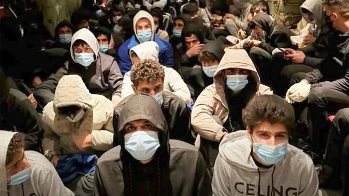 300 migrants bound for UK kidnapped and threatened with kidn
