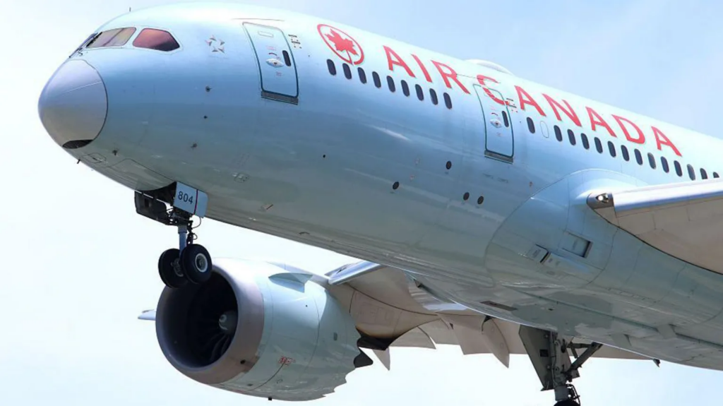 Air Canada pilot accused of flying for 17 years without corr