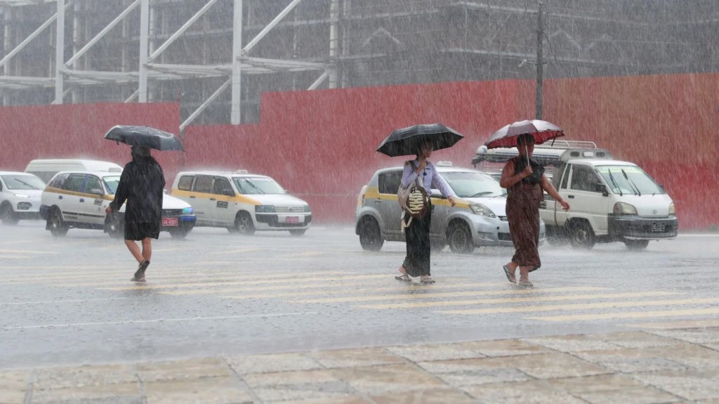 El Niño under way and threatens weather extremes, scientists