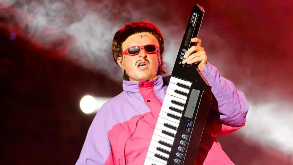 US musician Oliver Tree dies in helicopter ...