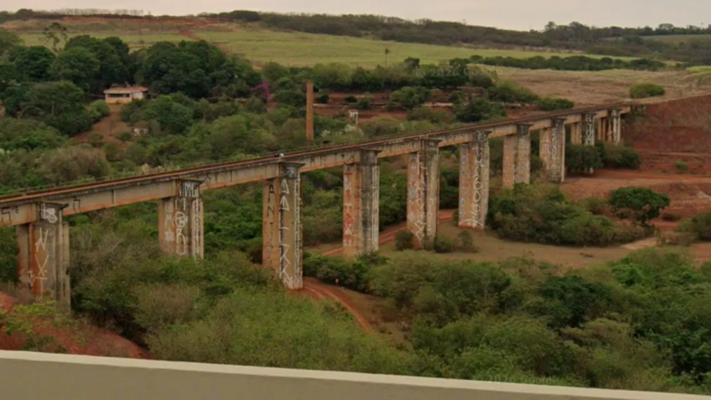 Brazil woman dies after rope-jumping...