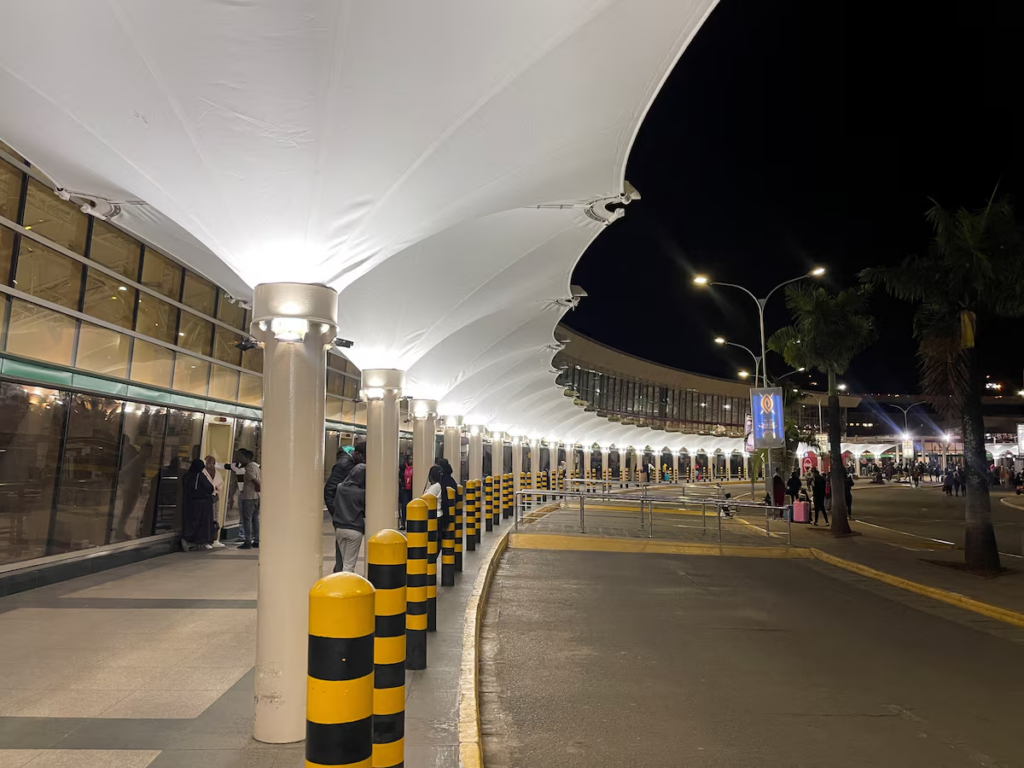 Kenya signs $1.2bn deal with Chinese firm...