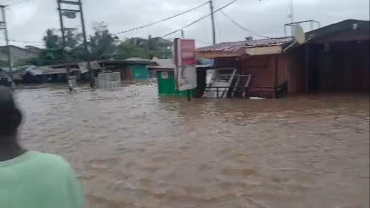 Hundreds trapped as floods submerge parts of Afienya after hours of overnight rains