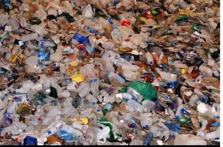 Ban on plastic materials will be difficult ...