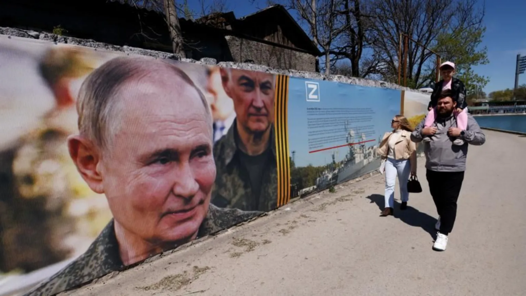 Ukraine accused of killing four in...