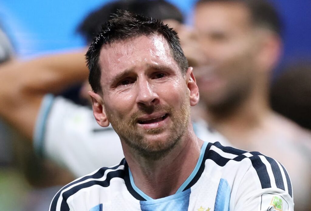 Tears at the end, Greatness Forever: Messi's "final" World Cup
