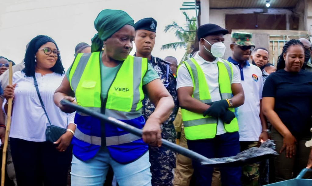 Veep Opoku-Agyemang commends Ghanaians for participating in national cleanup exercise 