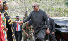 Mahama assures transfer of UGMC to University of Ghana