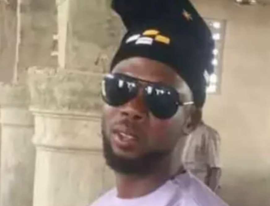 Murder suspect dies in hospital after...