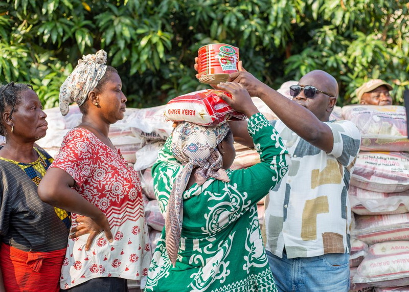 ‘Service to mankind is service to Allah” – Alhaji Agongo donates millions of cedis to flood victims