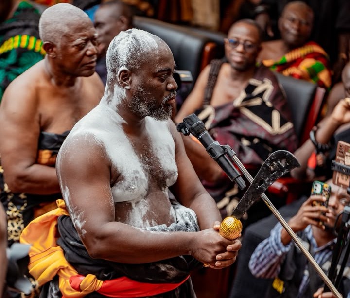 Honorary Consular Corps of Ghana secretary, Edmond Boateng crowned Okyenhene Amanonehene