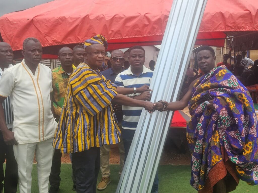 Bekwai MP supports Behenase Cluster of Schools with GH¢14,000 roofing sheets