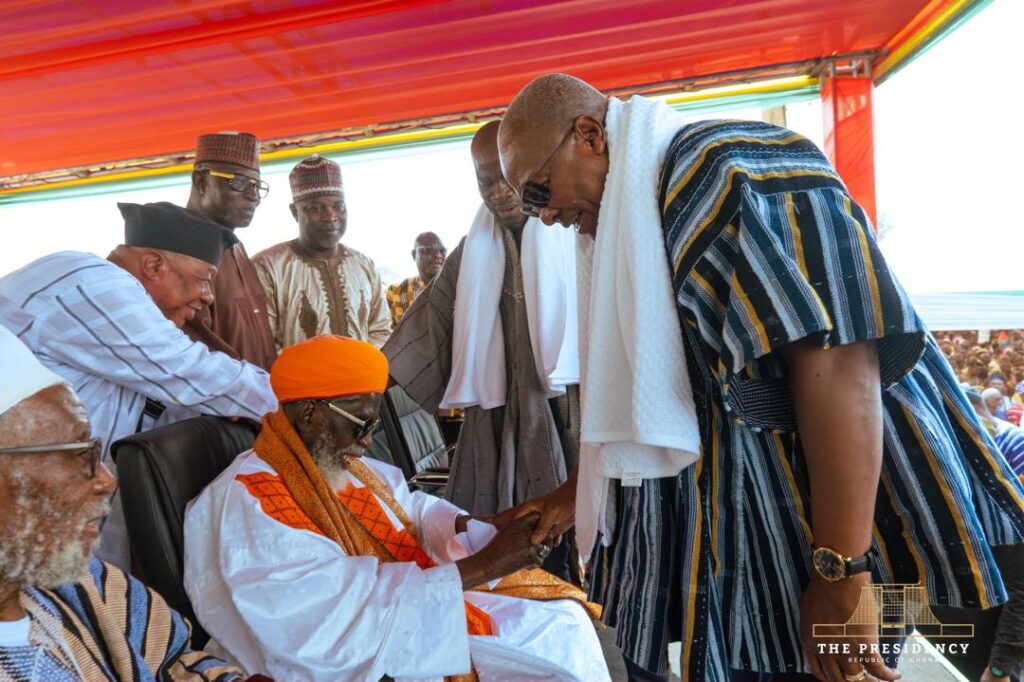 Mahama urges Dagbon Regent to preserve...
