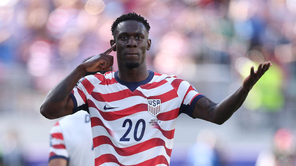 Balogun scores and is sent off as US reach ...