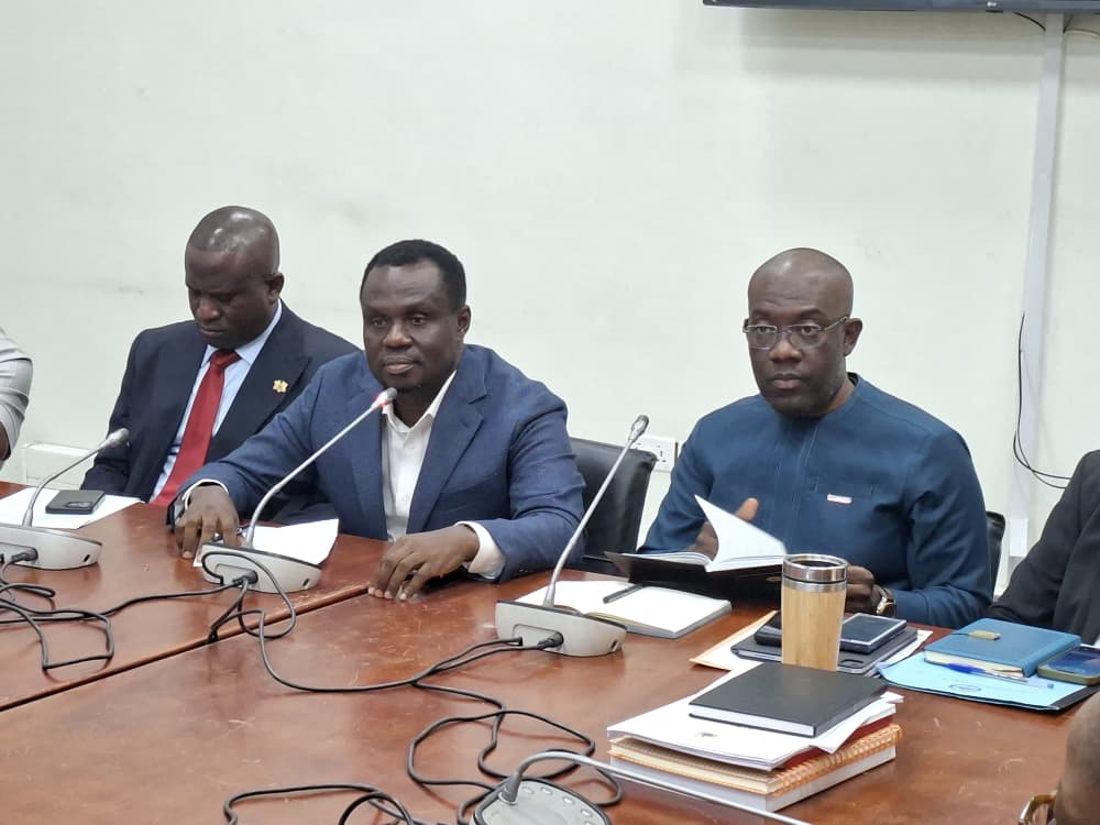 Economy Committee warns institutions against ignoring invitation, threatens sanctions