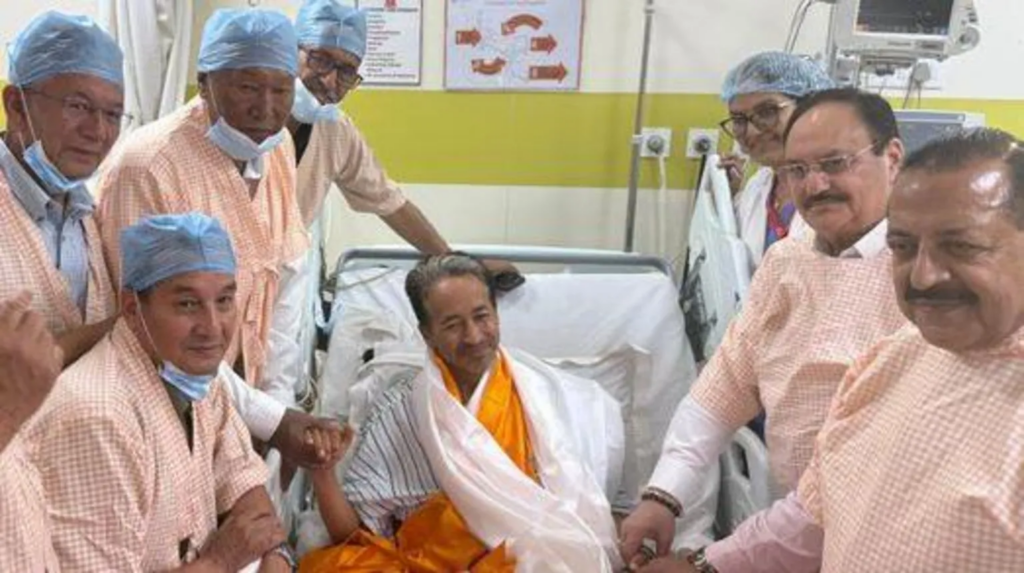 India activist ends hunger strike after 26 ...
