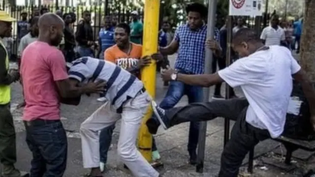 Ghana to evacuate about 1,000 citizens...