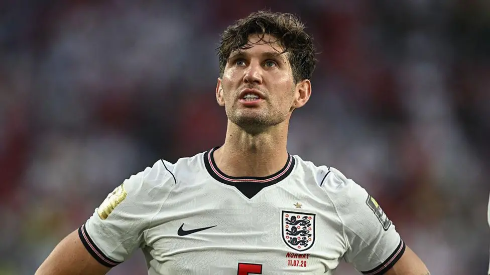 Defender Stones joins Inter Milan on free transfer