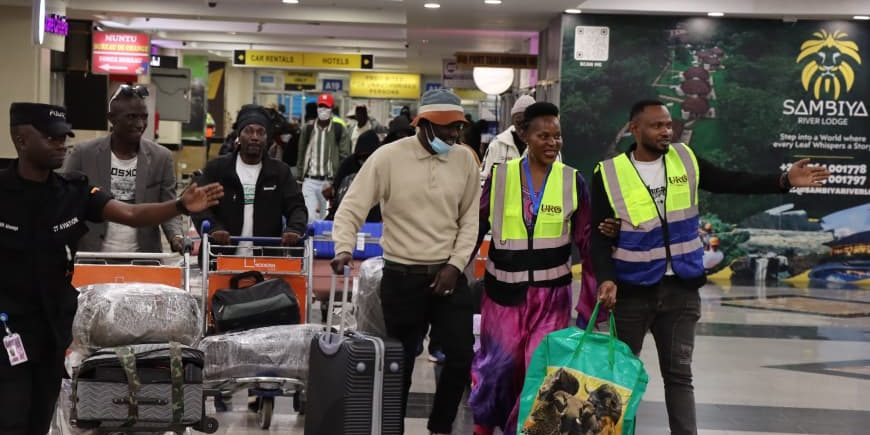 Ugandan gov’t evacuates 424 citizens from...