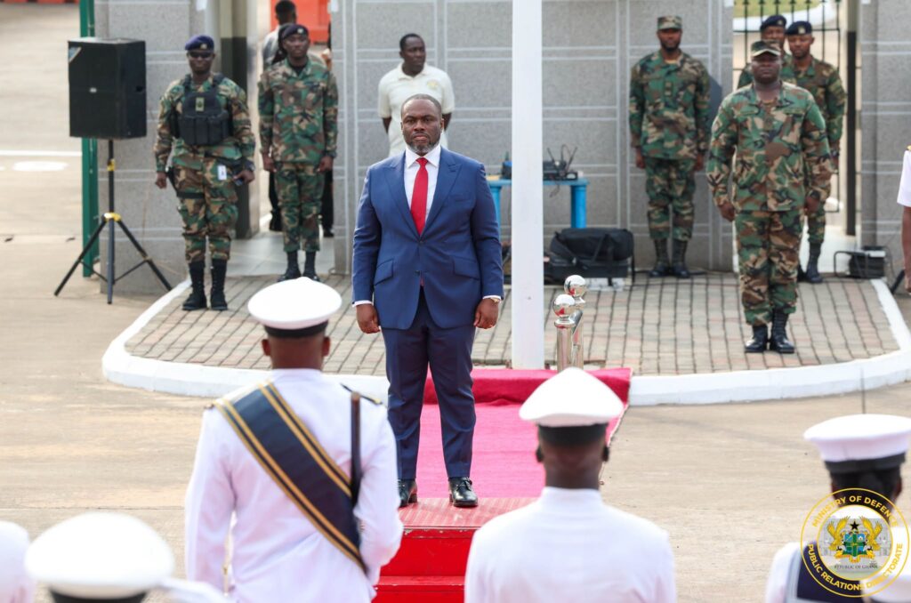 Defence Ministry welcomes Kenneth Gilbert...