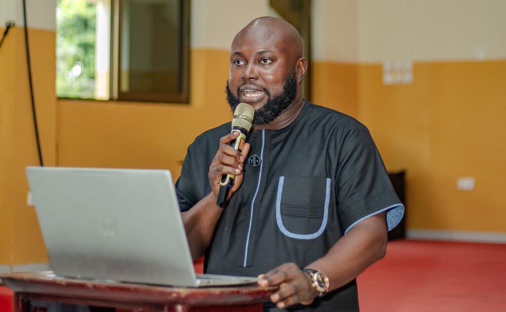 Kofi Hayford urges SHS graduates to "dream, pursue and achieve" at Heritage Christian University mentorship programme