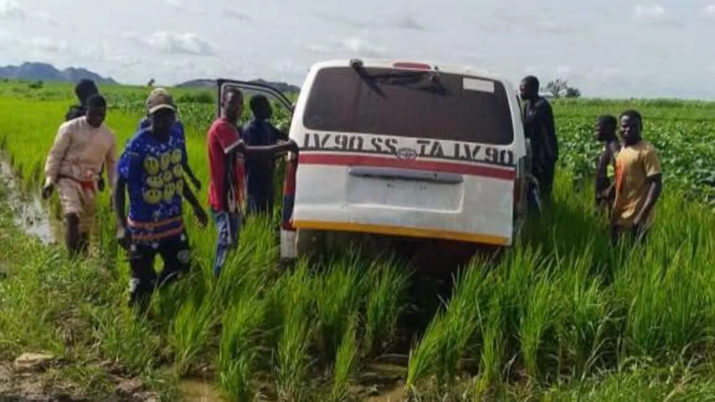 Nigerian army says it safely rescued 33...