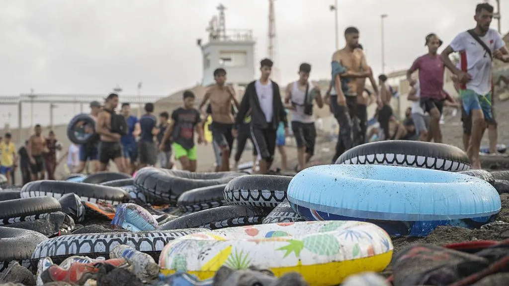 Instagram accounts accused of luring migrants to Ceuta with misleading crossing videos