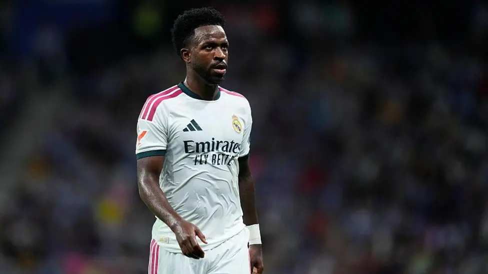 Mourinho urges Vinicius Jr to control...