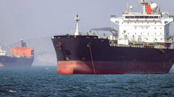 Oil prices fall on hopes Strait of Hormuz could reopen