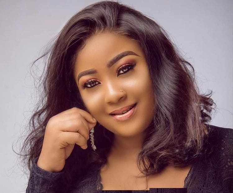 Popular Nollywood actress dies at 40 after ...
