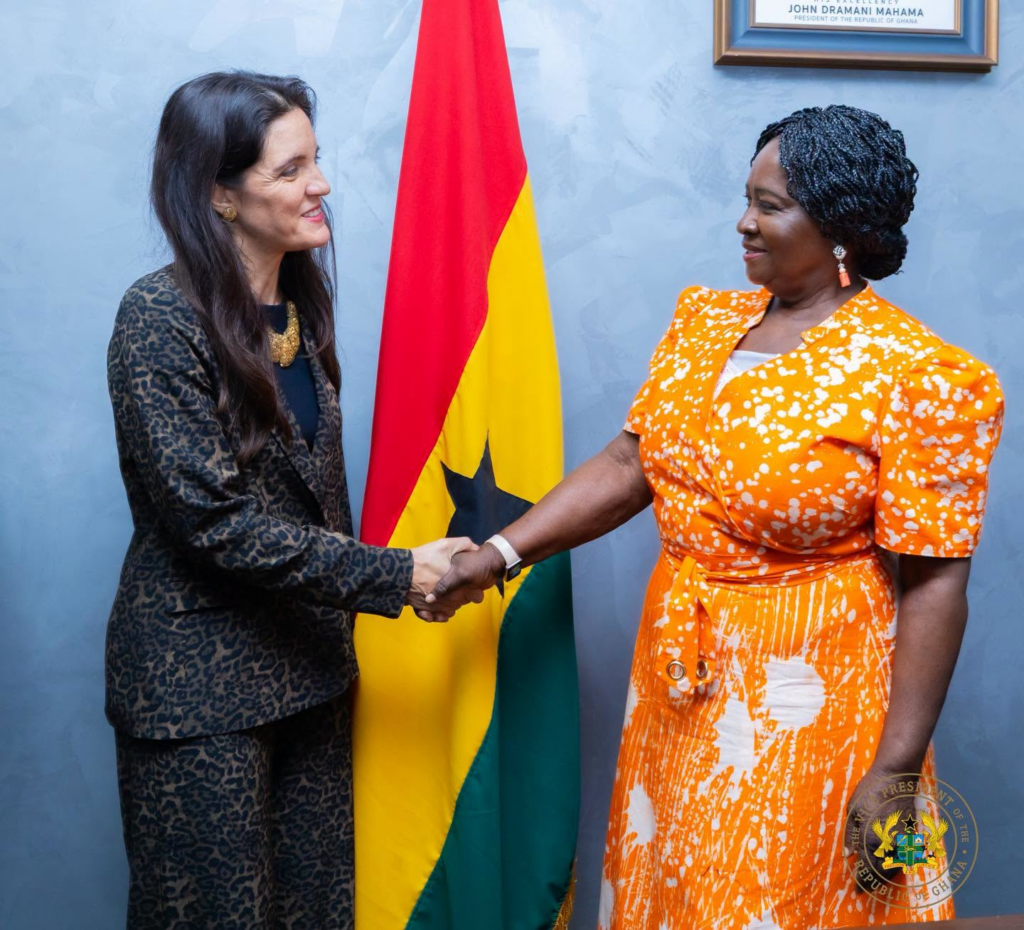 Vice President bids farewell to outgoing...