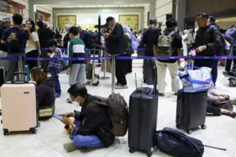 Indonesia reopens airports after volcano eruption leaves 340,000 stranded 