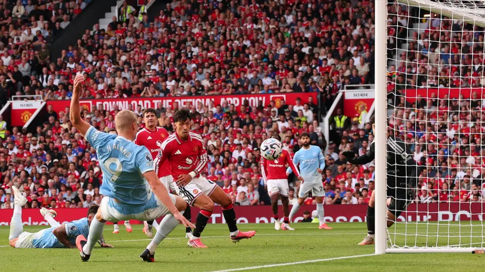 Haaland scores controversial winner for 10-man City at Man Utd