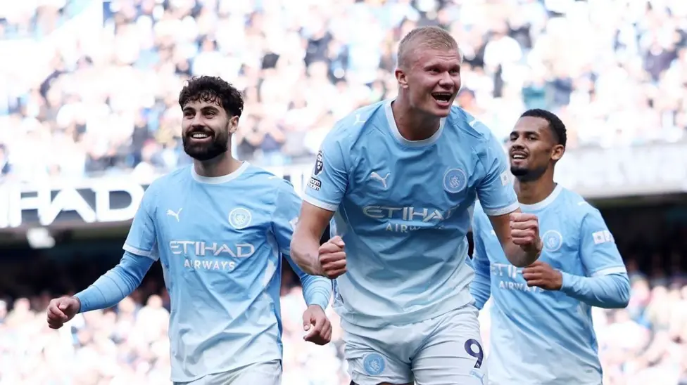 Man City maintain 100% start with win over Coventry Man City maintain 100% start with win over Coventry