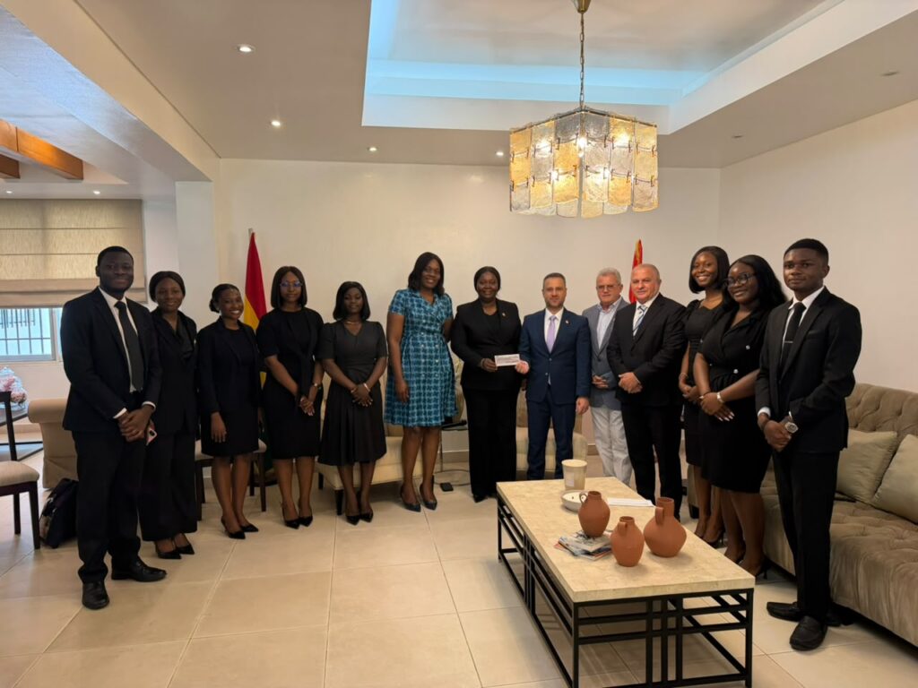 Lebanese Community awards scholarships to eight Ghana School of Law students