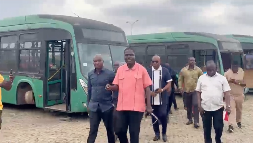 Local Government Minister inspects...