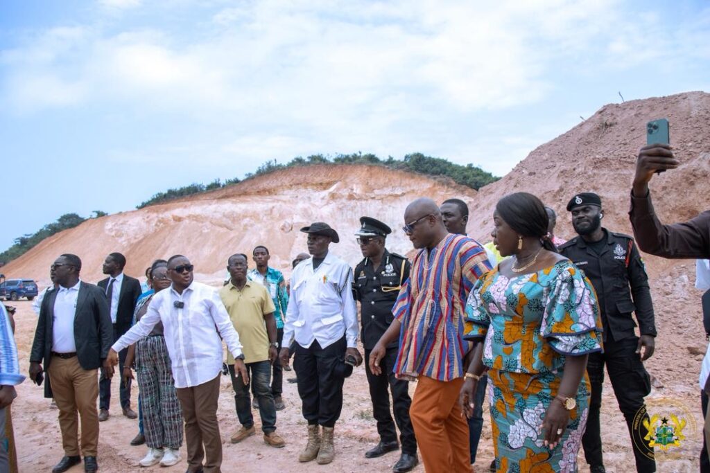 Trade Minister inspects site for Cape...