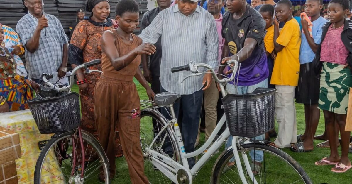 Ablakwa provides essential items to 2,269 North Tongu SHS students