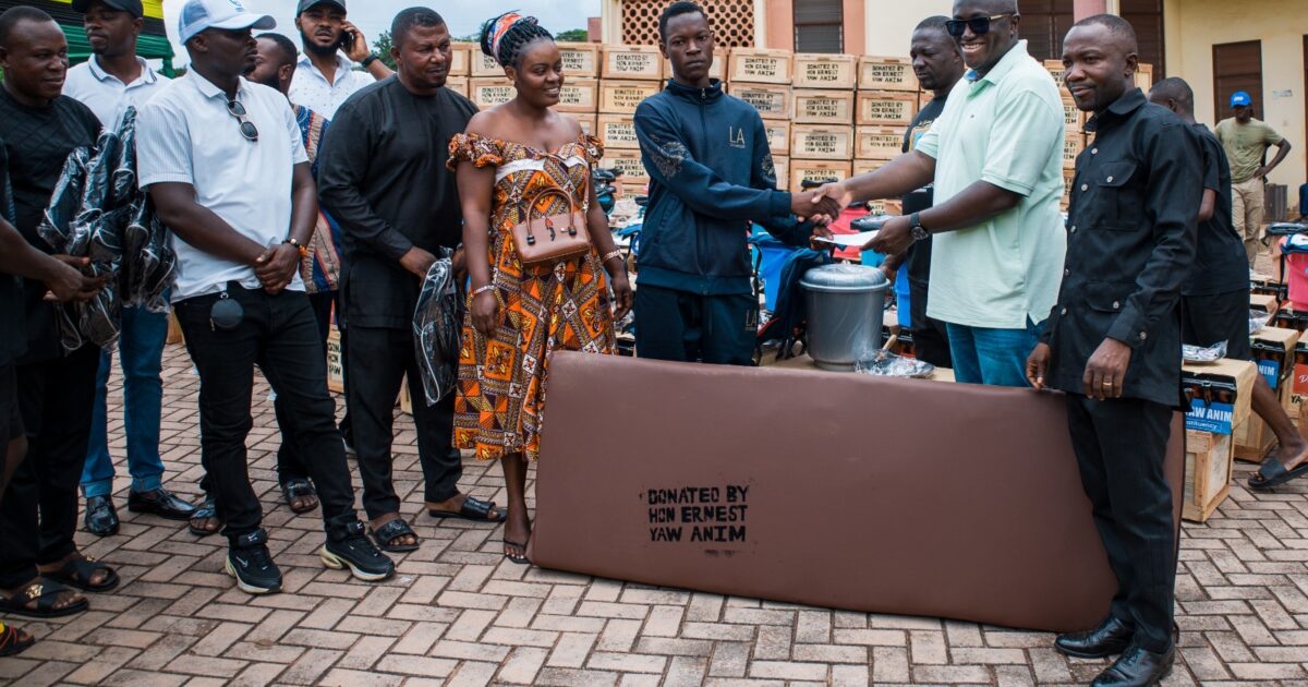 MP helps 500 exam candidates with school items