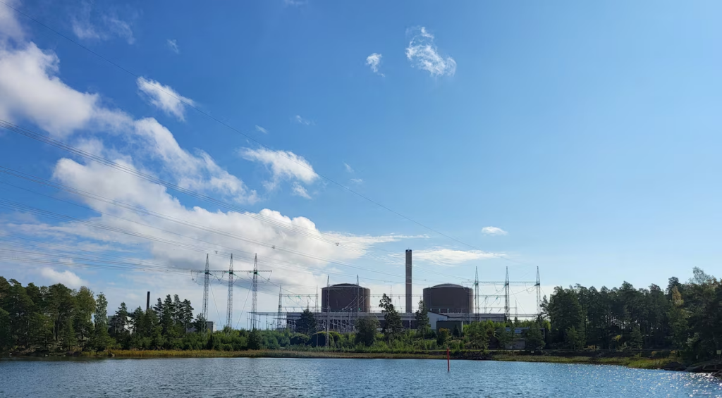 Google to invest $15.1bn in Finland AI...