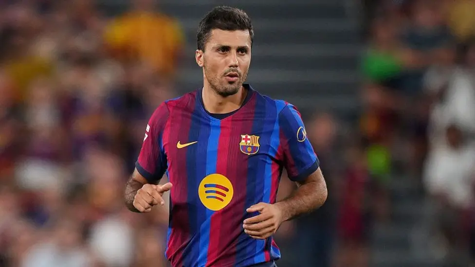 Barca’s Rodri apologises over Valencia...