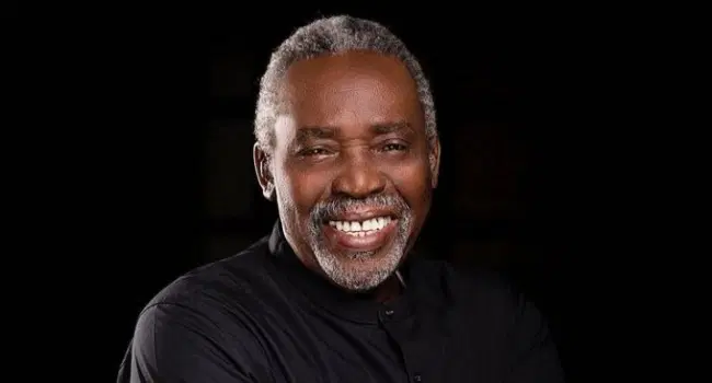 Veteran Nigeria actor Olu Jacobs dies at...