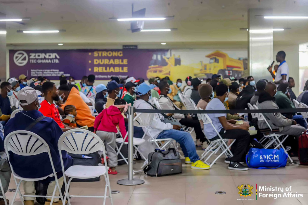 Government repatriates 180 Ghanaians from...
