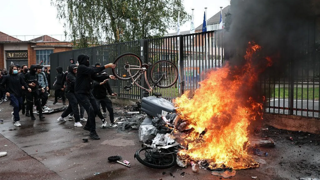 More than 400 detained as France student...