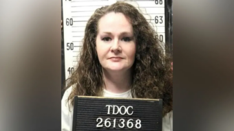 Execution of US murderer Christa Pike halted an hour before it was due to happen