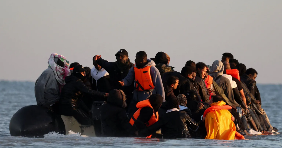 140 migrants were rescued from a dinghy in the English Channel