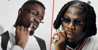 Stonebwoy ignites new ‘beef’ with Sarkodie in social media posts