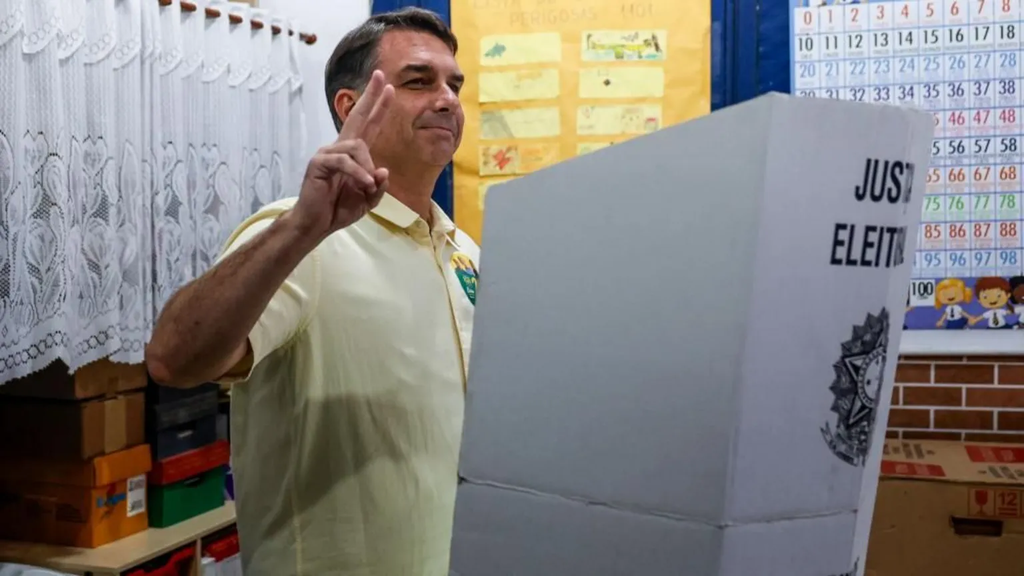 Brazil election goes to run-off as...